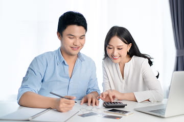 มอบขวดน้ำซิลิโคนพับได้ Car4Cash มูลค่า 299 บาท จำนวน 33,000 ชิ้น